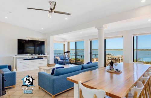 Nangkita House | Absolute Water Frontage w/Jetty + Boat Ramp