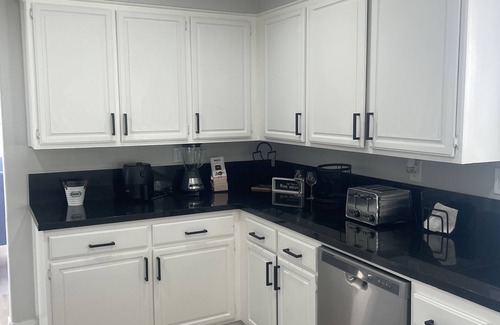 Wildomar House | Absolutely Stunning, Newly Renovated/Decorated, Pool/Spa Home! nPet friendly!