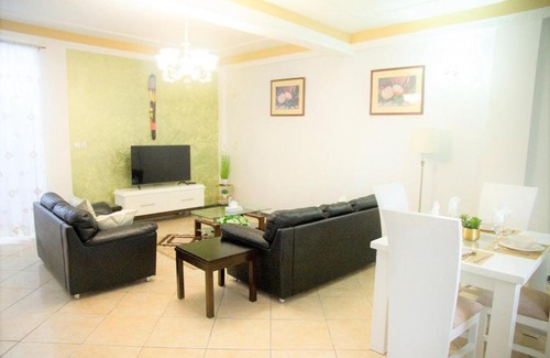Douala Apartment | ABT Apartments Bonapriso-7Mins From Airport