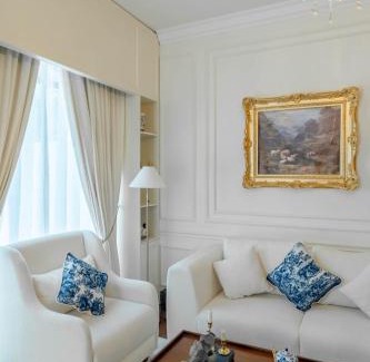 Abu Dhabi Villa | Abu Dhabi 4BR Villa - Victorian-Inspired Stay