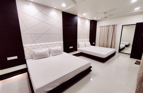 Mount Abu Hotel | Abu Inn, Mount Abu - The Luxury Boutique Stay
