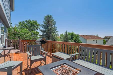 Cheyenne Meadows House | AC 2960sqft MountainViews FirePit Basketball WD