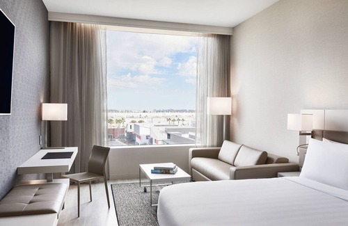 El Segundo Hotel | AC Hotel by Marriott Los Angeles South Bay