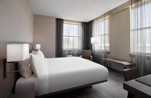Downtown Little Rock Hotel | AC Hotel by Marriott Little Rock Downtown