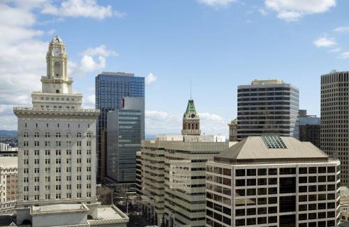 Uptown Oakland Hotel | AC Hotel by Marriott Oakland Downtown