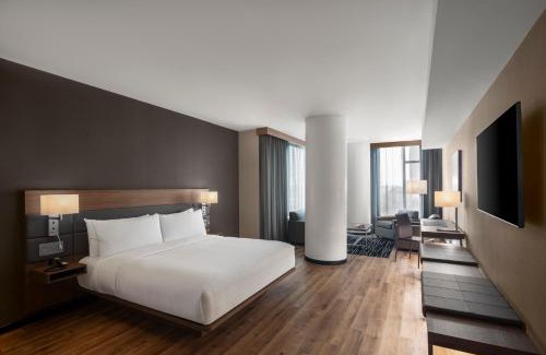 Downtown Ottawa Hotel | AC Hotel by Marriott Ottawa Downtown