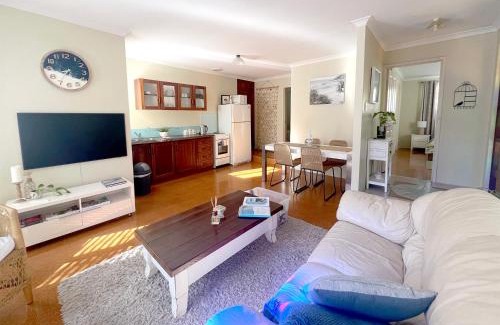 Dunsborough Apartment | Acacia Retreat