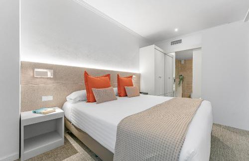 Esquerra de l'Eixample Apartment | Acacia Suite