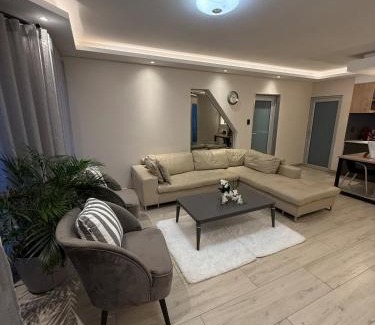 Windhoek House | Acacia Tranquil Windhoek
