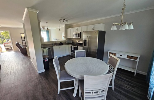 Trenton Condo | Acadia Villas! 6A Lexi