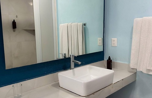 Caleta Hotel | Acamar Beach Resort Acapulco
