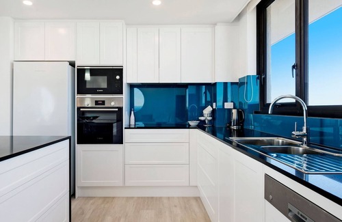 Surfers Paradise Apartment | Acapulco 2 Bed Ocean View Surfers Paradise - CoastHM