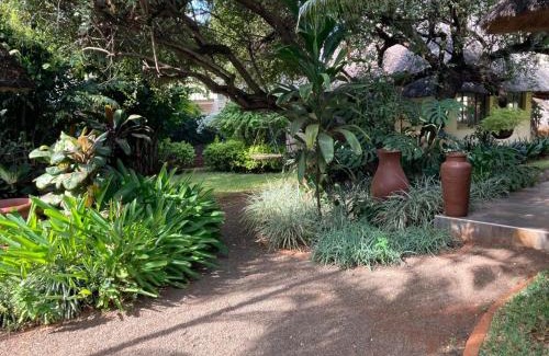 Komatipoort House | Acasia Guest Lodge