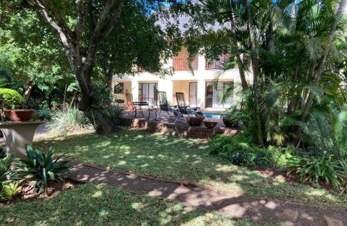 Komatipoort House | Acasia Guest Lodge