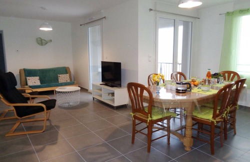 Saint-Genest-Malifaux Apartment | Accessible apartment, balcony, equipped kitchen, WiFi, linens provided