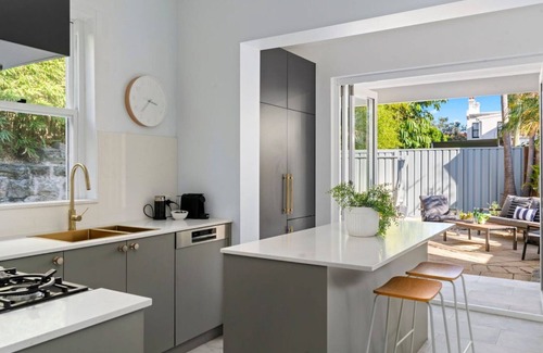 Randwick House | Accessible Abode: Cosy + Family-friendly