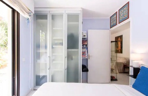 Saint Philippe Apartment | Accogliente appartamento romantico con ampio giardino e parcheggio privato