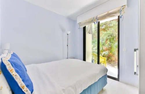 Saint Philippe Apartment | Accogliente appartamento romantico con ampio giardino e parcheggio privato