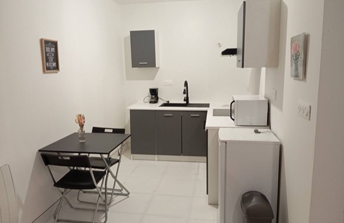 Saint-Pierre-es-Champs Apartment | Accommodation in the countryside: hiking, walking and fishing!