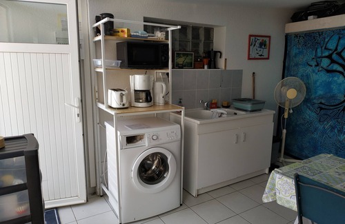Sainte-Marie-la-Mer Apartment | ACCOMMODATION + POOL