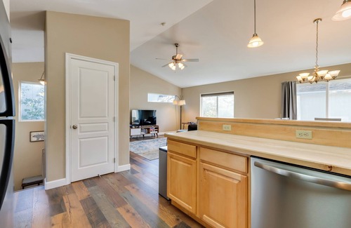 Sand Lake Apartment | Accommodating Anchorage Abode < 1 Mi to Jewel Lake