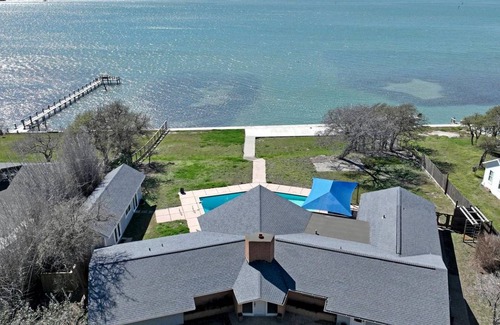 Ingleside Other | Accommodation ∙ 1 bedroom ∙ 12 guests