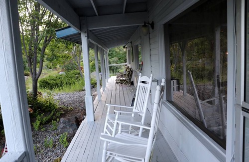 Tonasket Other | Accommodation ∙ 1 bedroom ∙ 2 guests