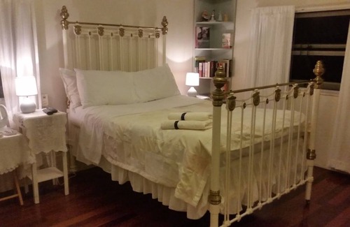 Yeppoon House | Accommodation at the theater