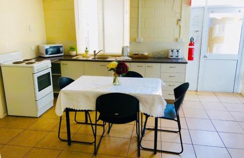 Winston Hostel | Accommodation @ Isa