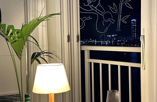 Suyeong-Gu Apartment | Accommodation with 3-second Ocean View at Gwangalli Beach for a Week/Month