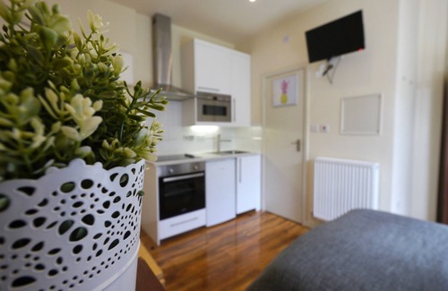 Brondesbury Hostel | Accomodation London - Hostel