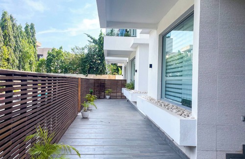 Labone Apartment | Accra Luxury Apartments at The Lul Water