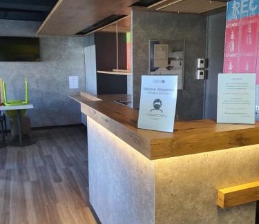 Saint-Francois d'Assise Hotel | Accueil Hotel Besançon