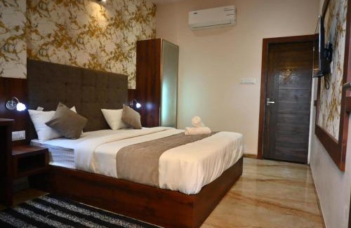 Indore Hotel | Aceotel Inn The Apple Tree