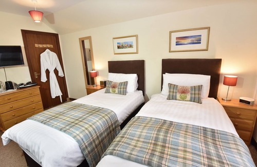 Inverness City Centre Bed & Breakfast | Acer Glen B&B