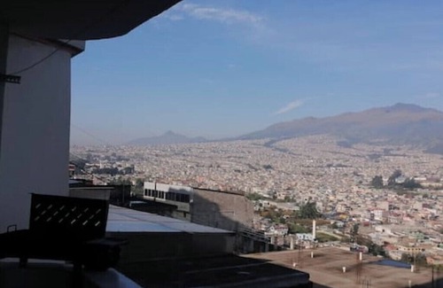 Quito Apartment | Acogedor Apartamento en Pueblo Unido, Quito: 2 Dormitorios, 2 Camas, 1 Baño