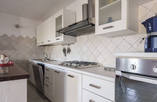 Tiriddo Apartment | Acqua e Tramonto - Two Bedroom Apartment, Sleeps 6