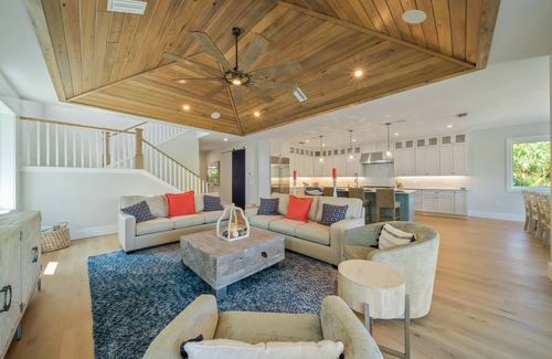 Anna Maria House | AcquaLuxe – AMI Luxury Canal-Front w/Pool, Spa & Dock Near Beaches