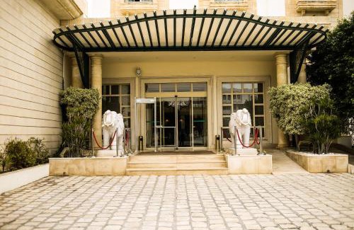 Les Berges du Lac Hotel | Acropole Tunis