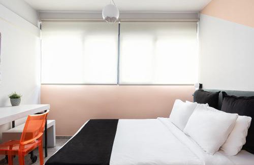 Koukaki Apartment | Acropolis Pop Art Apartment