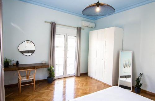 Thissio Apartment | Acropolis Terrace Retreat