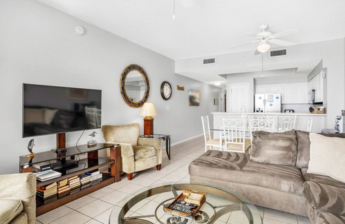 Miramar Beach Condo | ☀Across from Beach-Gulf Views-Indoor/Outdoor Pool-2BR Majestic Sun 1012A☀