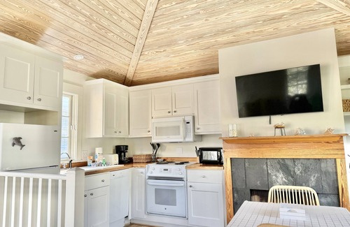 Seaside Cottage | Across from Pool and Short Walk to Beach in Seaside, Fl + 2 Adult Bikes!