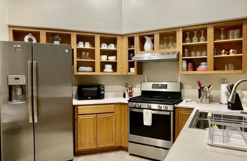 Tucson House | ✨ Across Starpass private pool Private hot tub, Free fast wifi, Free coffee ✨
