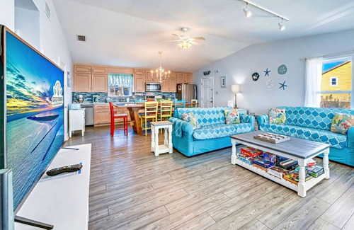St. George Island House | Across Street From Beach, Private Swimming Pool, Pet Friendly!