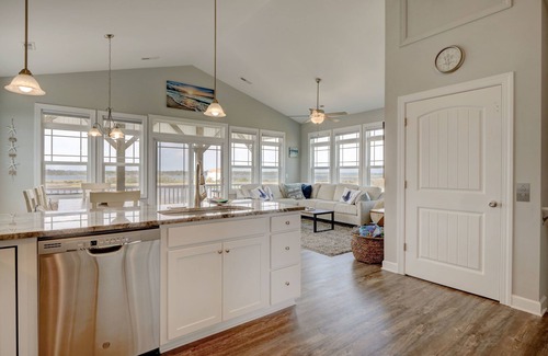 Ocean City Beach House | Across the street from the beach! 4/3 with Spectacular views & ELEVATOR!