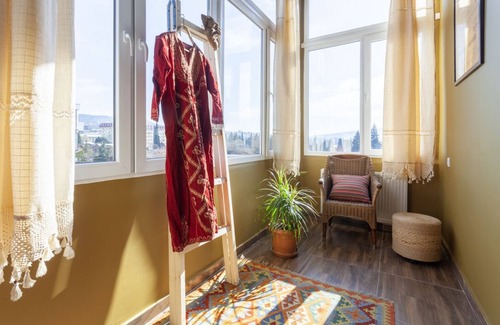 Chugureti Apartment | Actor's Studio - 2 bedroom loft in a vibrant area