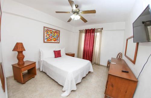 Ensanche Isabelita Hotel | Acuarium Suite Resort
