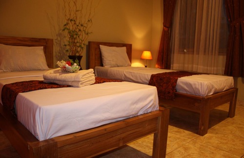 Pleret House | Ada Waktu Homestay