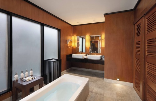Lhohifushi Resort | Adaaran Select Huduran Fushi - with 24hrs Premium All Inclusive